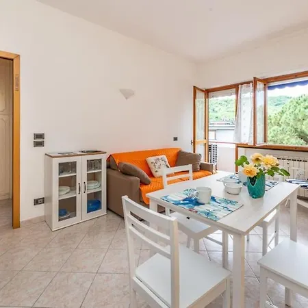 Apartamento Ambra Marina, La Casa Tra I Pini A Rapallo! *