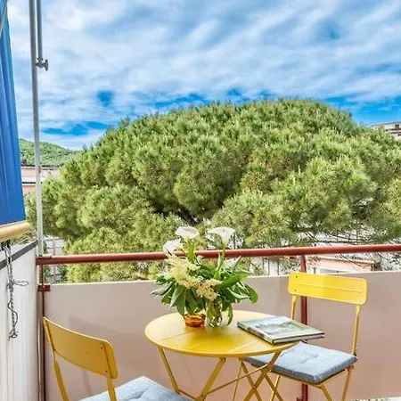 Ambra Marina, La Casa Tra I Pini A Rapallo! Рапалло