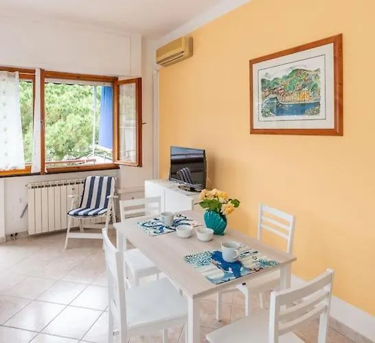 Ambra Marina, La Casa Tra I Pini A Rapallo! * Rapallo